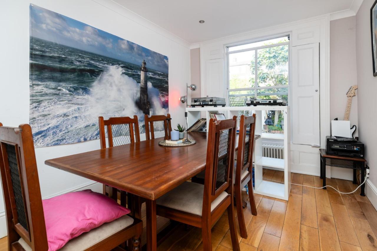 Double Room W/Projector & Garden Hot Tub Londra Dış mekan fotoğraf